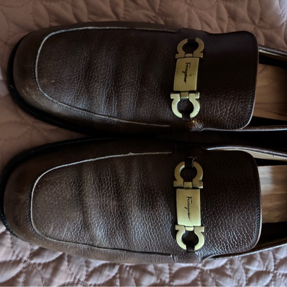 Well maintained Ferragamo Shoes - Picture 6 of 7
